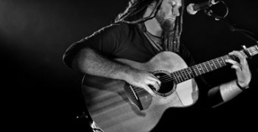 NEWTON FAULKNER TO PLAY INTIMATE BEACH GIG AT RELENTLESS BOARDMASTERS 2011 IN CORNWALL