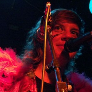 REVIEW: tUnE yArDs AT BRISTOL FLEECE (20/06/11)