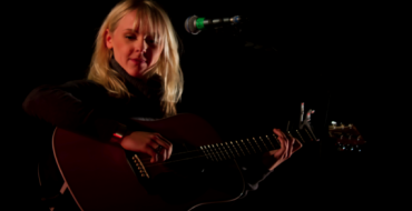 REVIEW: LAURA MARLING AT GLOUCESTER CATHEDRAL (18/10/11)