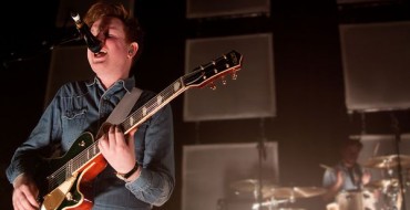 REVIEW: TWO DOOR CINEMA CLUB + METRONOMY + TRIBES AT CARDIFF UNIVERSITY (19/02/12)