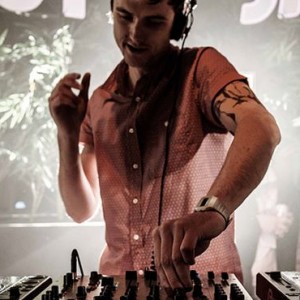 FREE DJ MIX 005 – TOM RIO